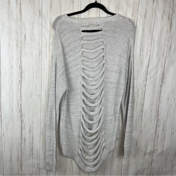 Stitches and Stripes gray open back sweater XL - Picture 5 of 6